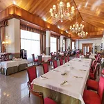 Hotel Golf 4*