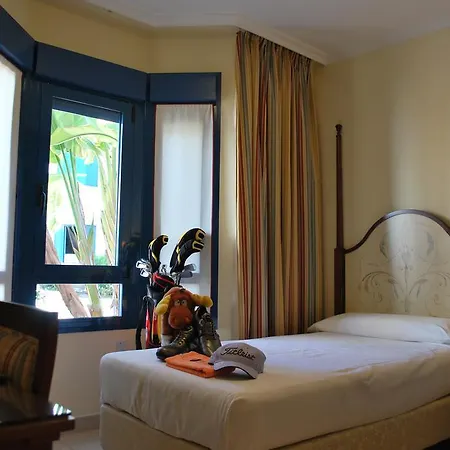 Golf Hotel 4*