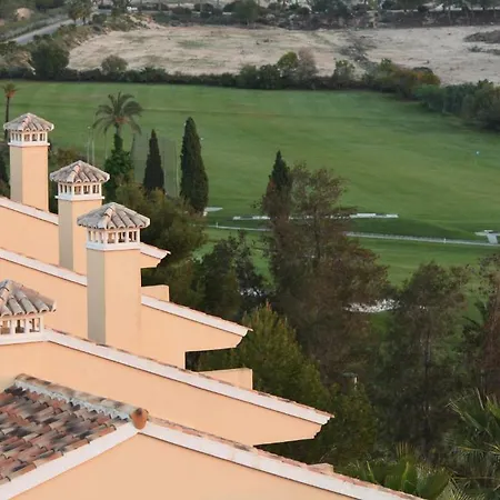 Golf Hotel