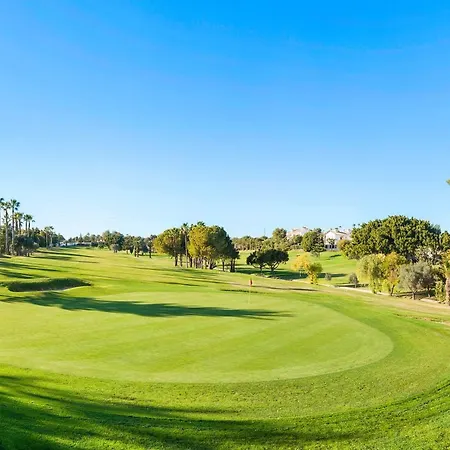 Golf Hotell 4*