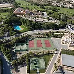 Hotell Golf 4*