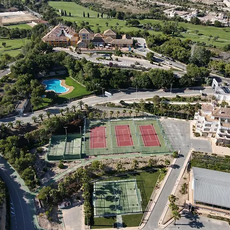 Otel Golf 4*