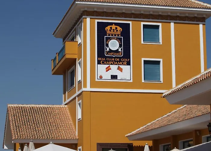 Отель Golf 4*